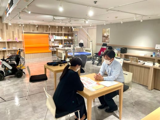 【写真】「障害のあるかた向け保険」の個別相談会の様子