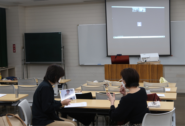 写真　対話ルームの様子