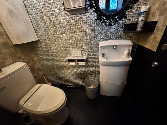 従業員用トイレの写真