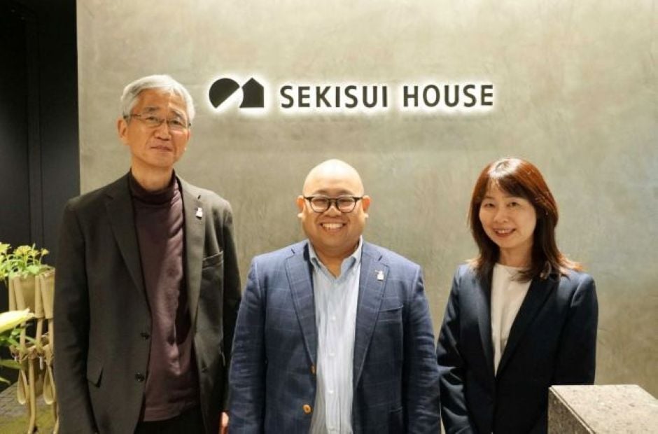 　（左から）人事総務部 障がい者雇用推進室 室長 西原さま／辻󠄀野さま、ESG経営推進本部 ダイバーシティ推進部 長谷川さま