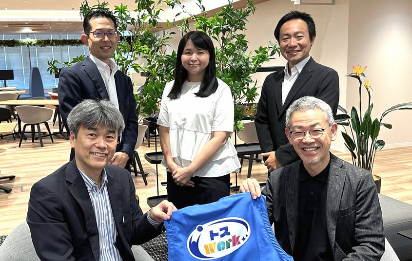 写真_DE&I推進を担当する皆さま