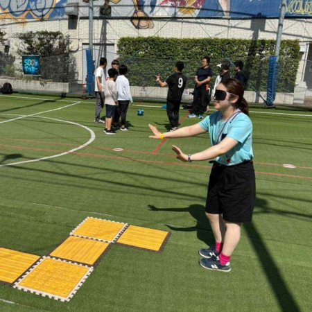 （写真）社員