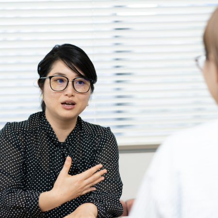 （写真）社員