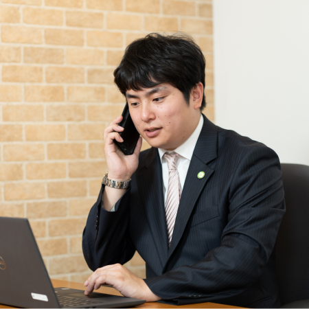 （写真）社員