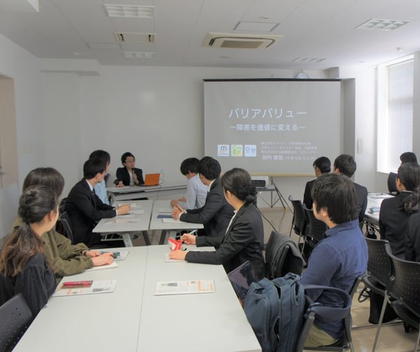 写真　大阪の講演の様子