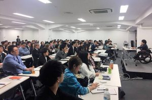 東京・大阪・福岡で代表 垣内俊哉の講演会を開催しました