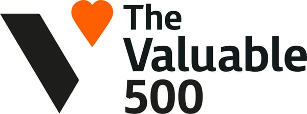 写真　The Valuable 500のロゴ