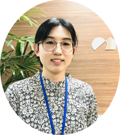 聴覚障害のある従業員の写真