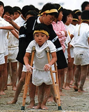 小学生3年生、泥だらけの運動会